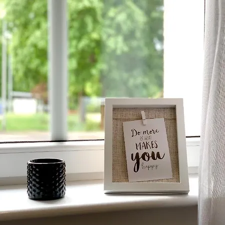 アパート Niron Apartament Niepodleglosci ピワ